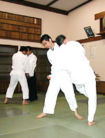 �I