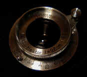 Hektor28mm.jpg (40500 �o�C�g)